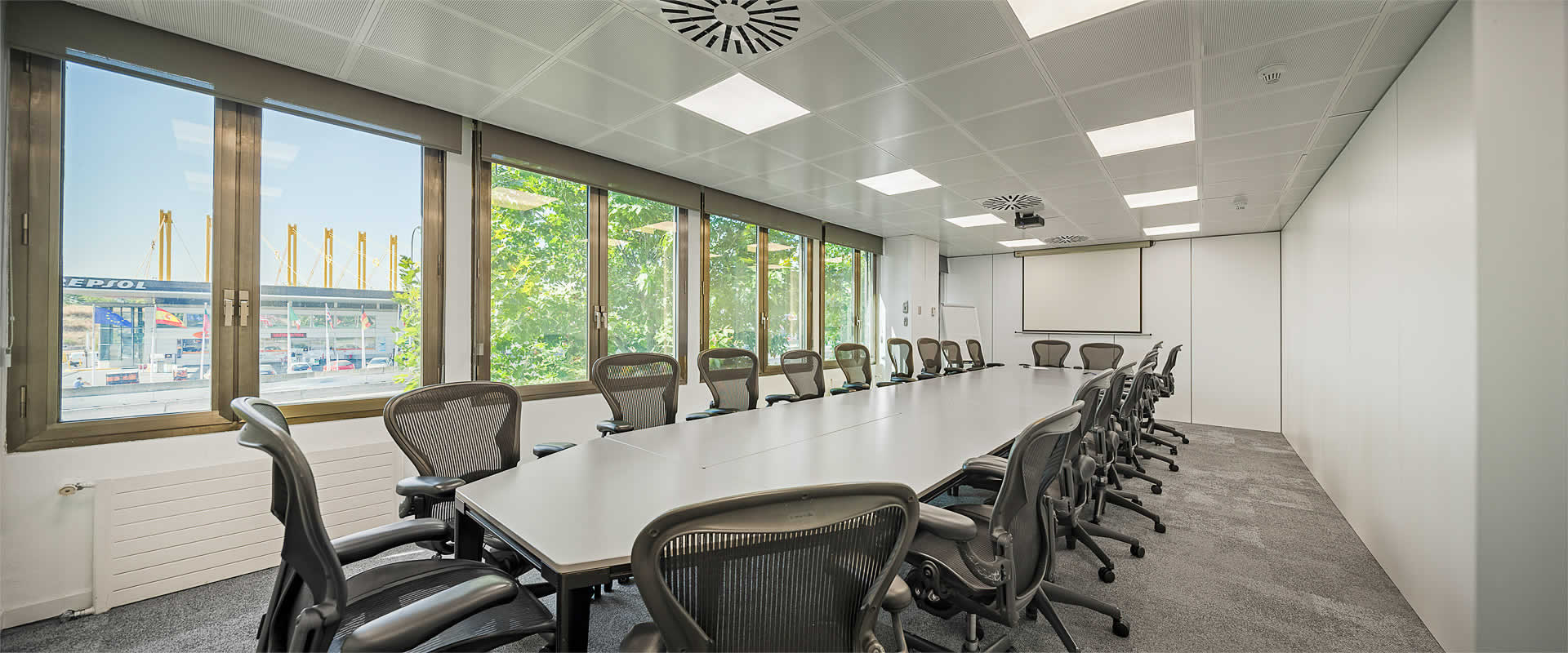 02-slide-oficinas-ideal